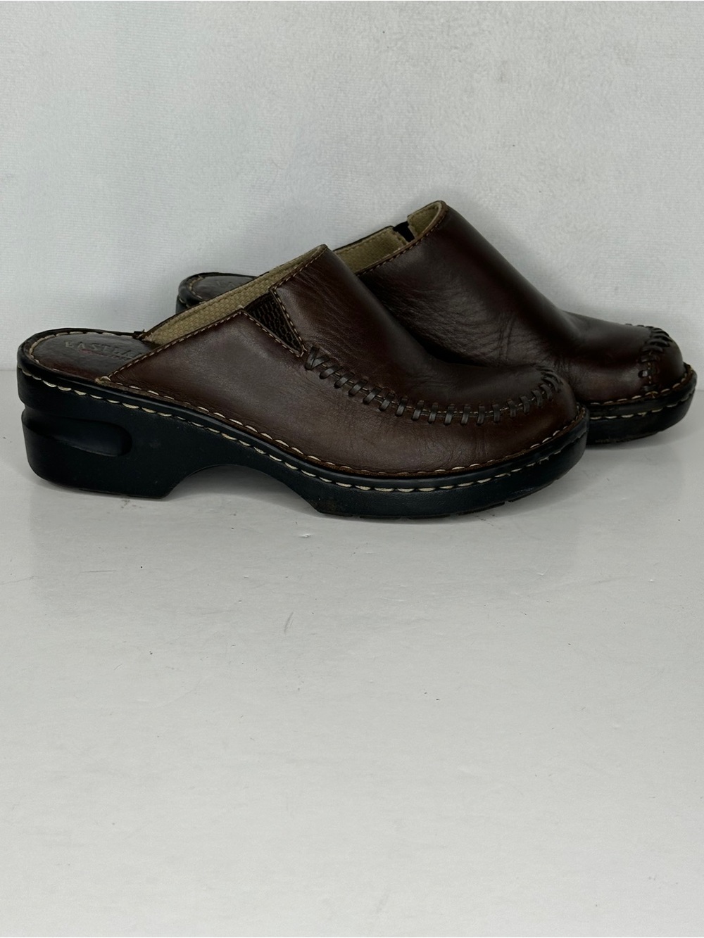 Eastland Kelsey Clogs Brown Leather Mules Bohemian Sz 7